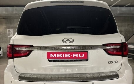Infiniti QX80 I рестайлинг, 2018 год, 4 300 000 рублей, 12 фотография