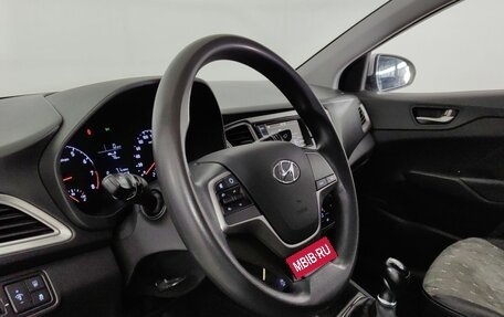 Hyundai Solaris II рестайлинг, 2019 год, 1 275 000 рублей, 12 фотография