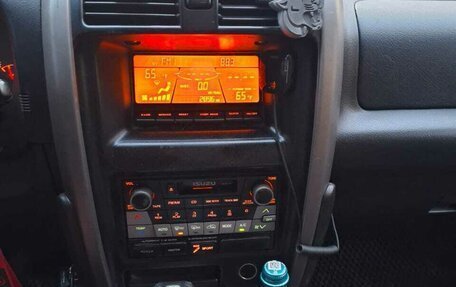 Isuzu Axiom, 2003 год, 400 000 рублей, 15 фотография