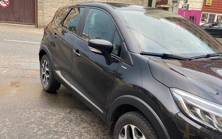 Renault Kaptur I рестайлинг, 2018 год, 1 800 000 рублей, 4 фотография