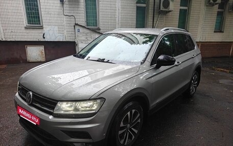 Volkswagen Tiguan II, 2019 год, 2 690 000 рублей, 2 фотография