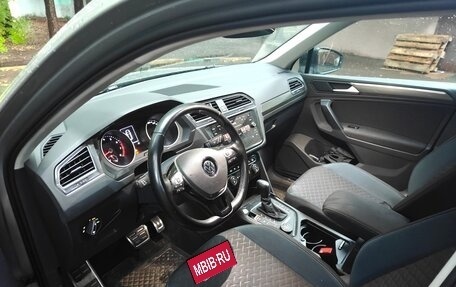 Volkswagen Tiguan II, 2019 год, 2 690 000 рублей, 14 фотография