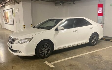 Toyota Camry, 2012 год, 1 900 000 рублей, 3 фотография