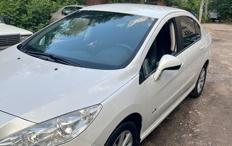 Peugeot 408 I рестайлинг, 2014 год, 610 000 рублей, 6 фотография
