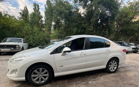 Peugeot 408 I рестайлинг, 2014 год, 610 000 рублей, 3 фотография
