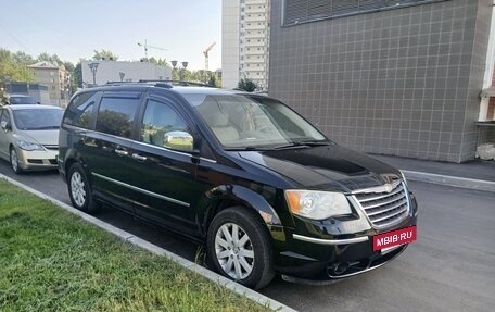 Chrysler Voyager IV, 2008 год, 1 150 000 рублей, 2 фотография