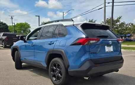 Toyota RAV4, 2023 год, 3 100 000 рублей, 2 фотография