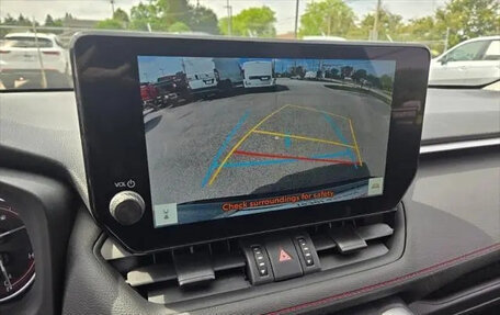 Toyota RAV4, 2023 год, 3 100 000 рублей, 13 фотография
