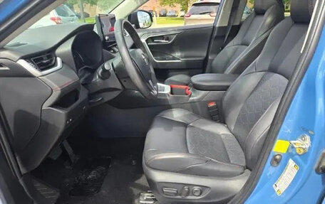 Toyota RAV4, 2023 год, 3 100 000 рублей, 16 фотография