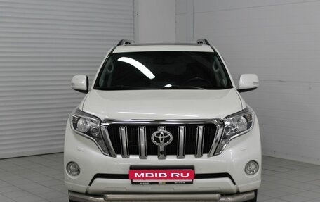 Toyota Land Cruiser Prado 150 рестайлинг 2, 2016 год, 3 550 000 рублей, 2 фотография