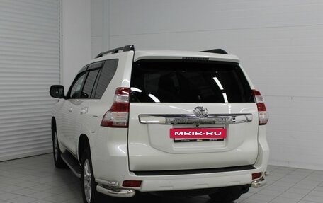 Toyota Land Cruiser Prado 150 рестайлинг 2, 2016 год, 3 550 000 рублей, 10 фотография