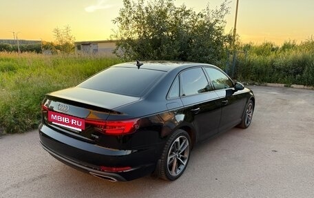 Audi A4, 2018 год, 2 490 000 рублей, 4 фотография