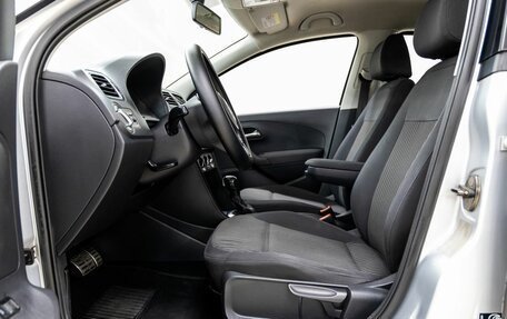 Volkswagen Polo VI (EU Market), 2011 год, 778 000 рублей, 32 фотография