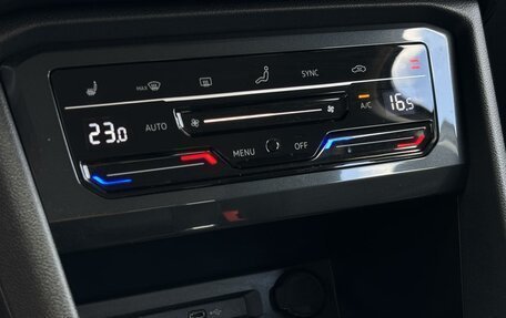 Volkswagen Tiguan II, 2021 год, 3 135 000 рублей, 16 фотография