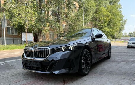 BMW 5 серия, 2024 год, 6 400 000 рублей, 1 фотография