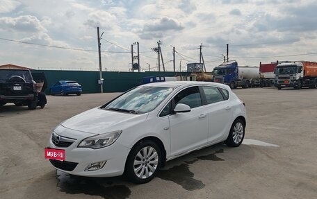 Opel Astra J, 2011 год, 480 000 рублей, 1 фотография