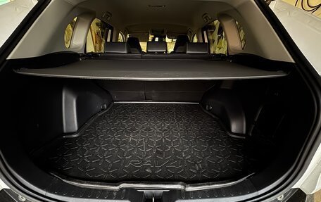 Toyota RAV4, 2020 год, 3 300 000 рублей, 22 фотография