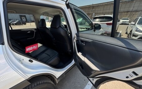Toyota RAV4, 2020 год, 3 300 000 рублей, 18 фотография