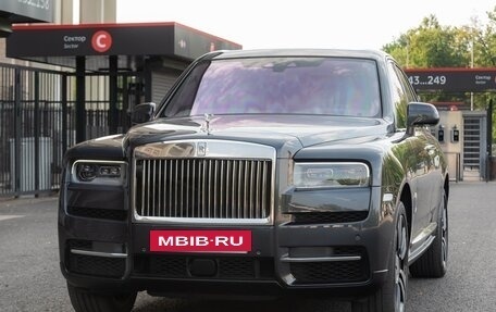 Rolls-Royce Cullinan, 2020 год, 36 700 000 рублей, 2 фотография