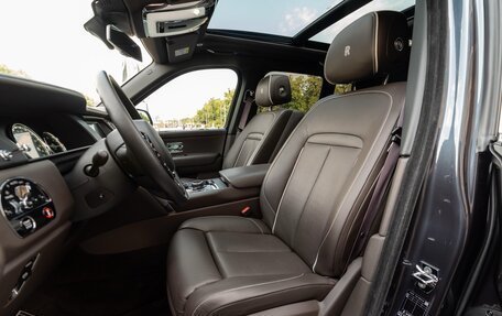 Rolls-Royce Cullinan, 2020 год, 36 700 000 рублей, 11 фотография