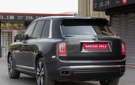 Rolls-Royce Cullinan, 2020 год, 36 700 000 рублей, 7 фотография
