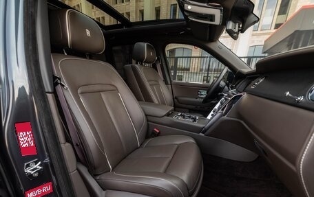 Rolls-Royce Cullinan, 2020 год, 36 700 000 рублей, 12 фотография