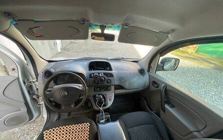 Renault Kangoo II рестайлинг, 2010 год, 600 000 рублей, 4 фотография