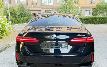 BMW 5 серия, 2024 год, 6 400 000 рублей, 9 фотография