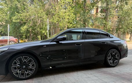 BMW 5 серия, 2024 год, 6 400 000 рублей, 5 фотография
