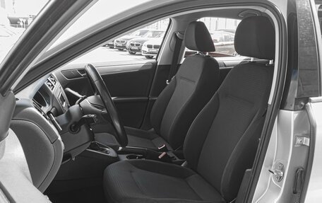 Volkswagen Jetta VI, 2015 год, 1 269 000 рублей, 10 фотография