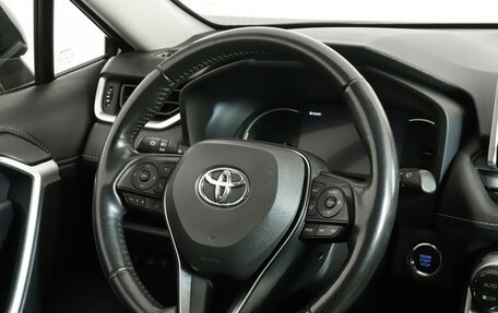 Toyota RAV4, 2021 год, 3 980 000 рублей, 15 фотография