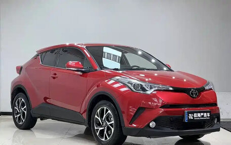 Toyota C-HR I рестайлинг, 2022 год, 1 760 999 рублей, 3 фотография