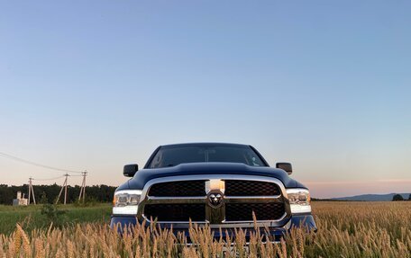 Dodge RAM IV, 2011 год, 2 890 000 рублей, 3 фотография