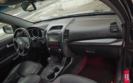 KIA Sorento II рестайлинг, 2011 год, 1 100 000 рублей, 17 фотография