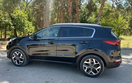KIA Sportage IV рестайлинг, 2018 год, 2 600 000 рублей, 2 фотография