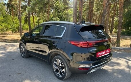 KIA Sportage IV рестайлинг, 2018 год, 2 600 000 рублей, 3 фотография