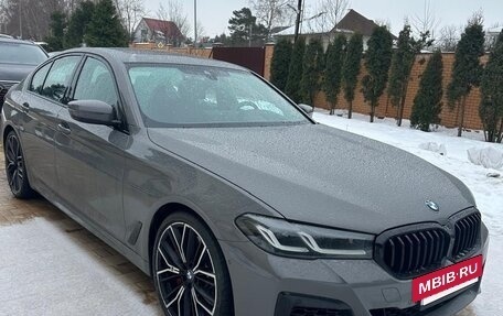 BMW 5 серия, 2022 год, 7 699 999 рублей, 2 фотография
