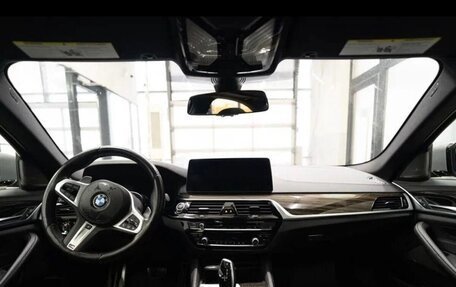 BMW 5 серия, 2022 год, 7 699 999 рублей, 15 фотография