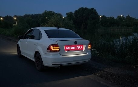 Volkswagen Polo VI (EU Market), 2017 год, 900 000 рублей, 2 фотография