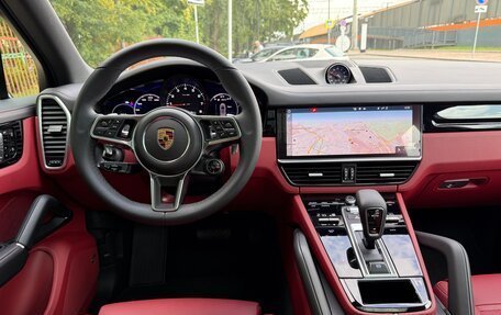Porsche Cayenne III, 2020 год, 10 990 000 рублей, 2 фотография