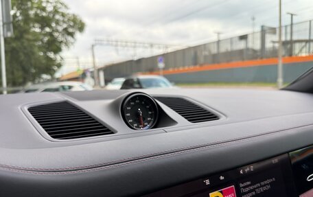 Porsche Cayenne III, 2020 год, 10 990 000 рублей, 14 фотография