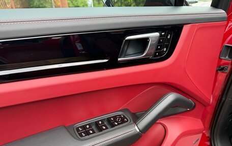 Porsche Cayenne III, 2020 год, 10 990 000 рублей, 9 фотография
