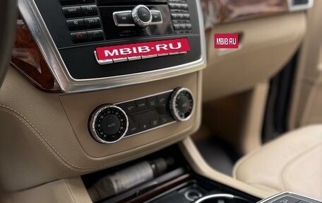 Mercedes-Benz M-Класс, 2013 год, 3 000 000 рублей, 15 фотография
