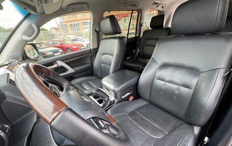 Toyota Land Cruiser 200, 2015 год, 5 150 000 рублей, 16 фотография