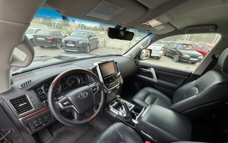 Toyota Land Cruiser 200, 2015 год, 5 150 000 рублей, 15 фотография