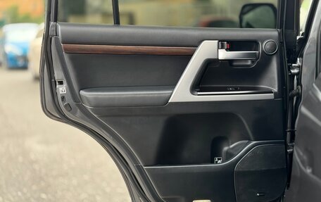 Toyota Land Cruiser 200, 2015 год, 5 150 000 рублей, 23 фотография
