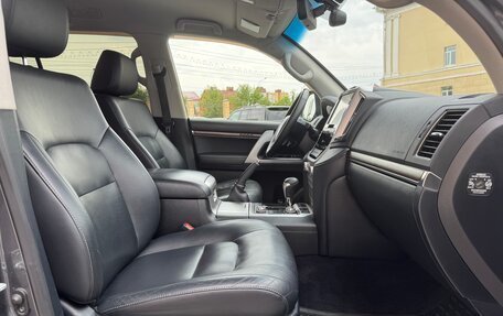 Toyota Land Cruiser 200, 2015 год, 5 150 000 рублей, 19 фотография