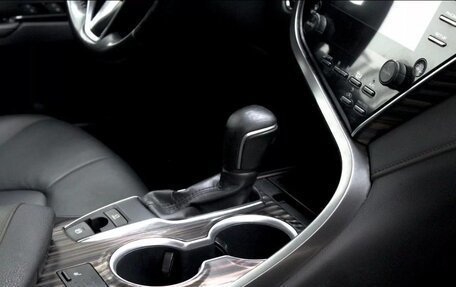 Toyota Camry, 2020 год, 3 179 000 рублей, 14 фотография