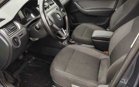 Skoda Rapid I, 2015 год, 950 000 рублей, 3 фотография