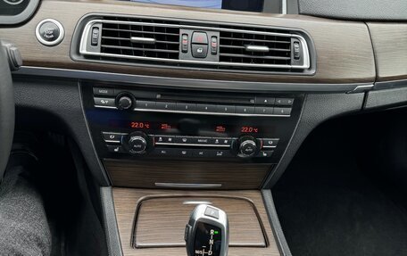 BMW 7 серия, 2009 год, 1 900 000 рублей, 8 фотография